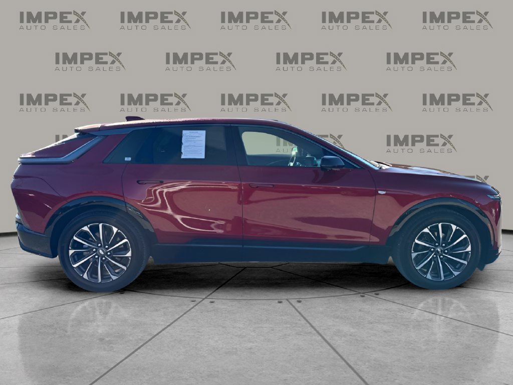 Used 2024 Cadillac Lyriq Sport AWD/4WD image 6