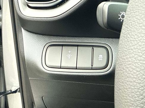 New 2026 Hyundai Venue SE image 29