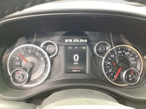 Used 2019 RAM 1500 Big Horn AWD/4WD image 11