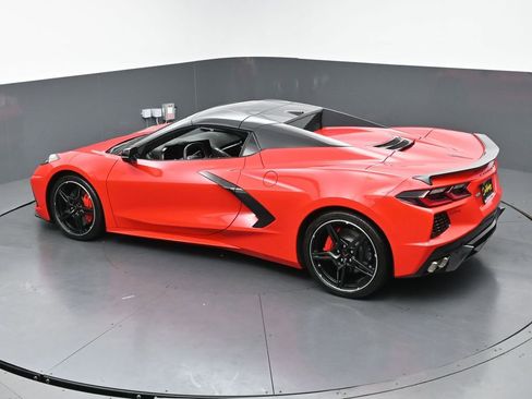 Used 2024 Chevrolet Corvette Stingray Preferred Conv w/ 2LT RWD image 39