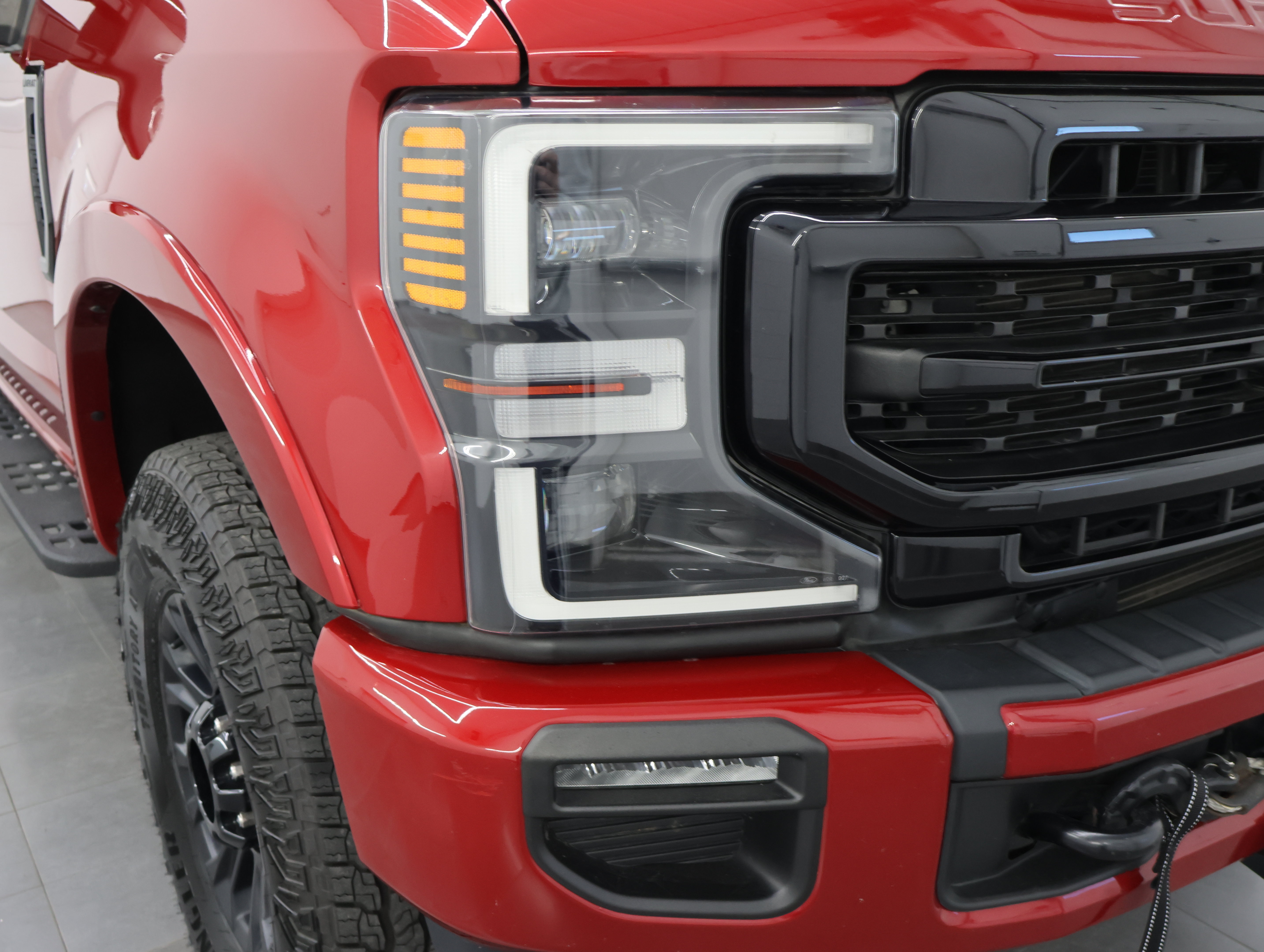 Used 2022 Ford F250 Lariat w/ Tremor Off-Road Package AWD/4WD image 26
