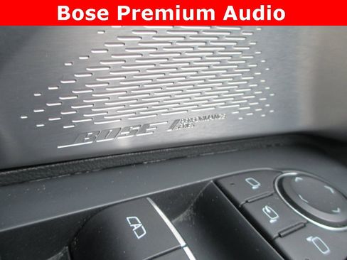 Certified 2024 GMC Acadia Denali w/ Super Cruise Package image 17