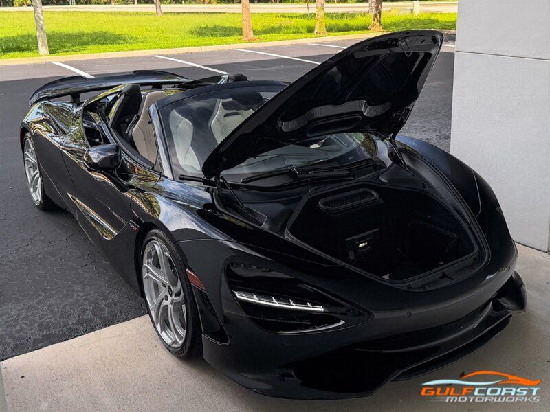 Used 2024 McLaren 750S Spider RWD image 36