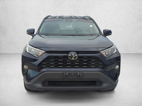 Used 2021 Toyota RAV4 XLE AWD/4WD image 3