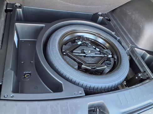 Used 2025 Chevrolet Blazer LT image 22