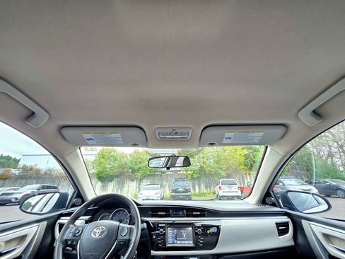 Used 2014 Toyota Corolla LE FWD image 54