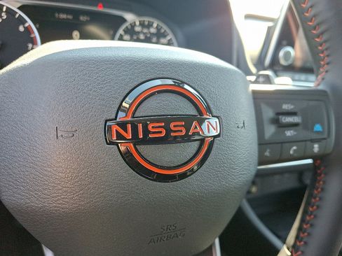 Certified 2025 Nissan Rogue SV image 24