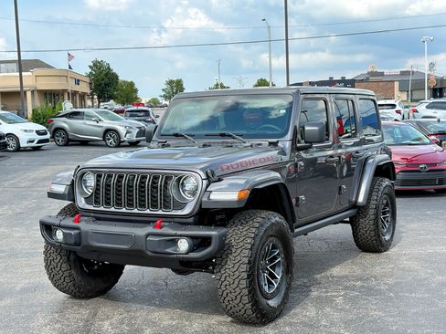 Used 2026 Jeep Wrangler Unlimited Rubicon AWD/4WD image 7