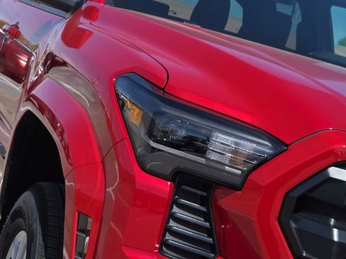 New 2026 Toyota Tacoma SR5 image 8