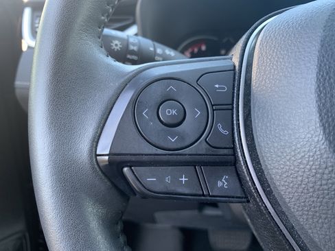 Used 2020 Toyota RAV4 Limited image 19