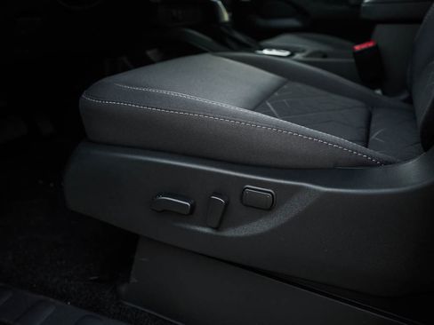 New 2026 Nissan Frontier SV w/ All-Weather Content Package image 18