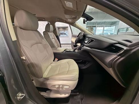 Used 2021 Buick Enclave Essence w/ Sound and Sites Package image 12