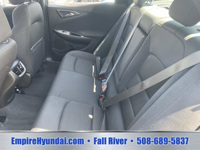 Used 2024 Chevrolet Malibu LT FWD image 16