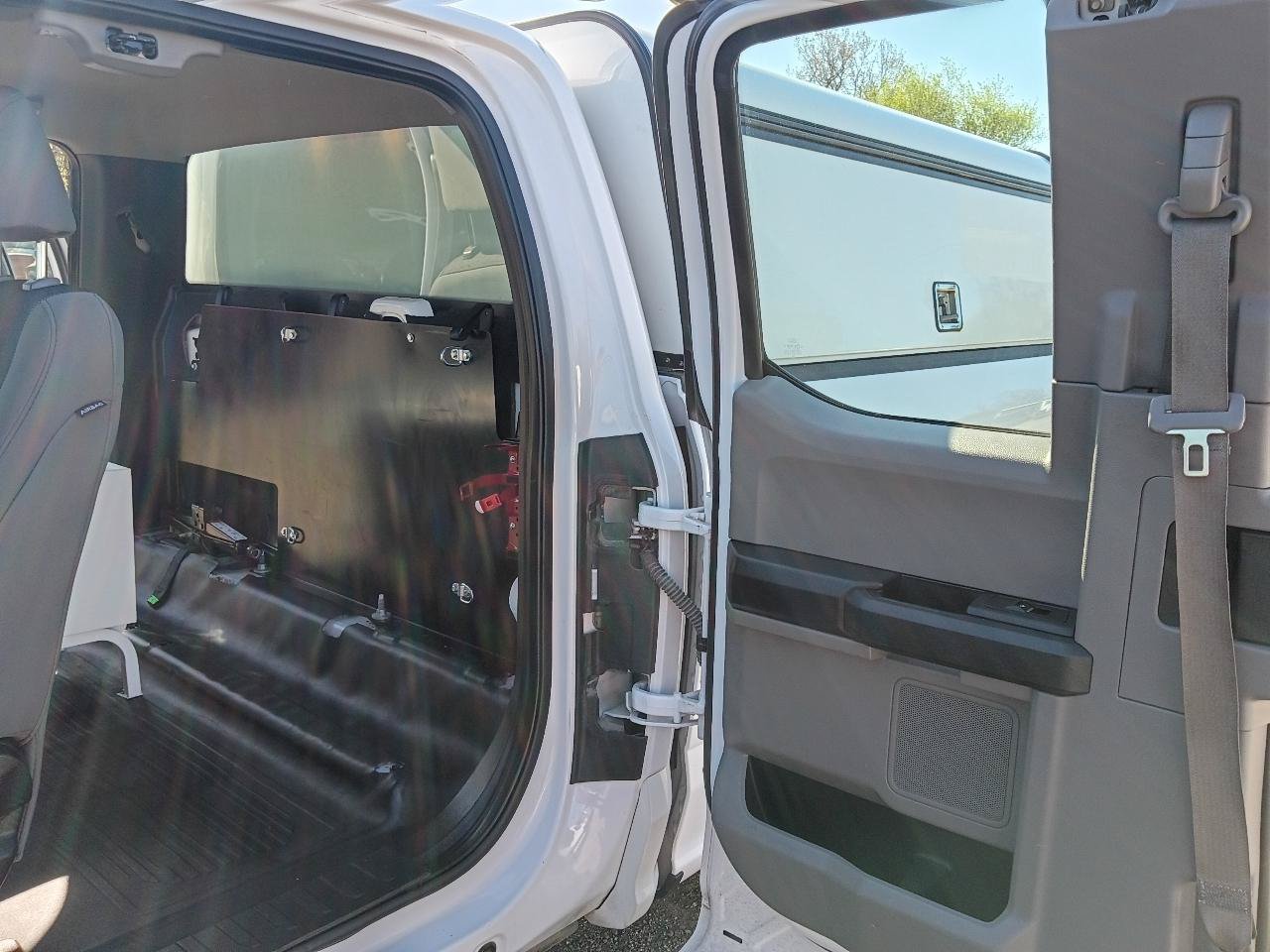Used 2019 Ford F150 XL w/ Equipment Group 101A Mid RWD image 18