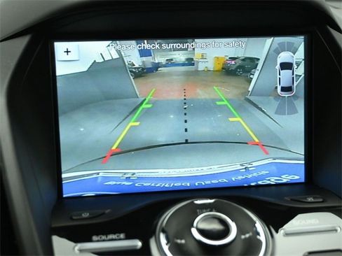 Certified 2019 Ford Escape Titanium image 17