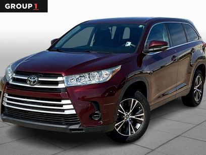 Used 2019 Toyota Highlander LE