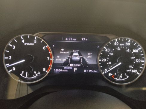 Used 2021 Nissan Rogue S FWD image 23