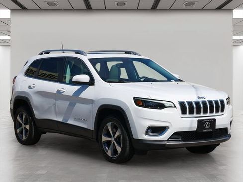 Used 2019 Jeep Cherokee Limited AWD/4WD image 1