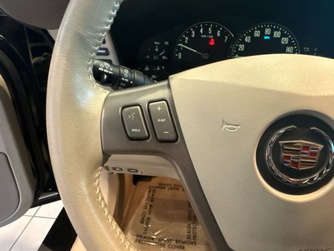 Used 2004 Cadillac XLR RWD image 14