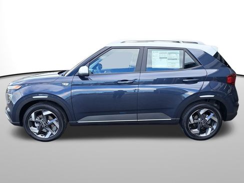 New 2026 Hyundai Venue SEL image 9