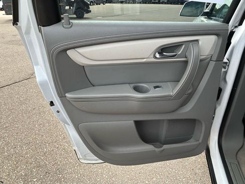 Used 2016 Chevrolet Traverse LT AWD/4WD image 14