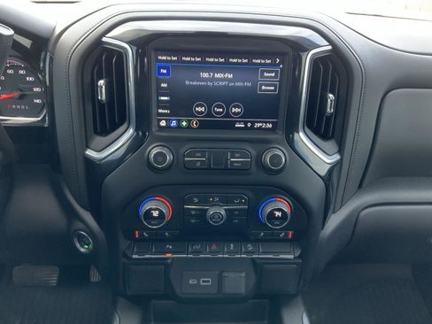 Used 2022 Chevrolet Silverado 1500 RST w/ Safety Package image 33