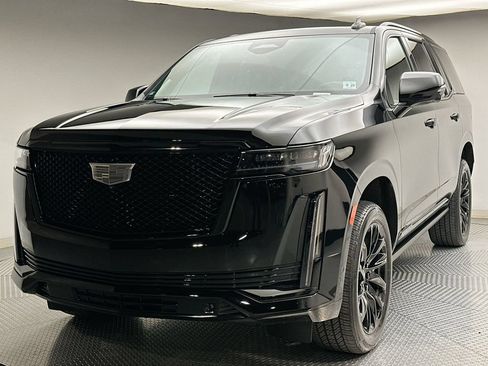 Used 2024 Cadillac Escalade Sport Platinum AWD/4WD image 1