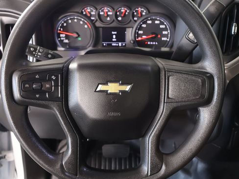 Used 2025 Chevrolet Silverado 1500 W/T RWD image 3
