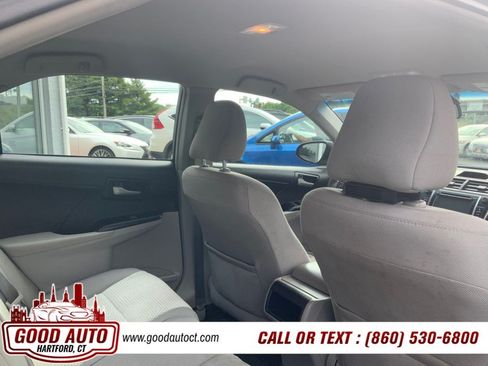 Used 2013 Toyota Camry LE FWD image 15