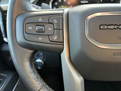 Certified 2022 GMC Sierra 1500 Denali image 20