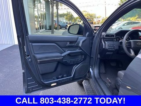Used 2025 Toyota 4Runner TRD Off-Road AWD/4WD image 4