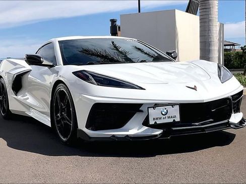 Used 2022 Chevrolet Corvette Stingray Premium Cpe w/ Z51 Performance Package image 2