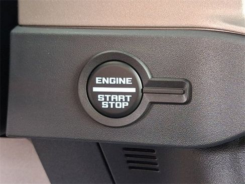 New 2025 Ford Bronco Outer Banks image 16