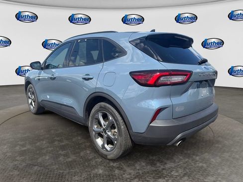 Used 2025 Ford Escape ST-Line FWD image 3