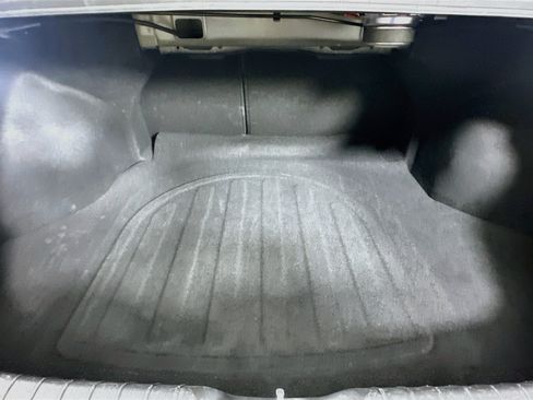 Used 2025 Hyundai Elantra Limited FWD image 29