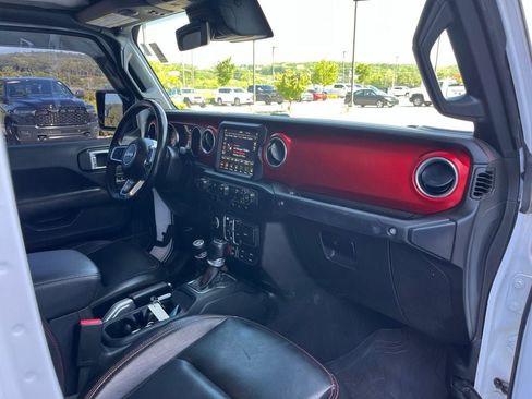 Used 2021 Jeep Gladiator Rubicon AWD/4WD image 29