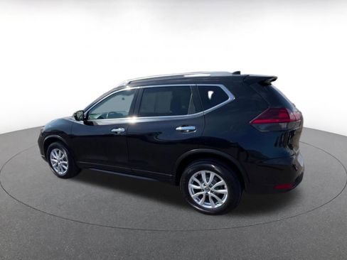 Used 2020 Nissan Rogue SV AWD/4WD image 10