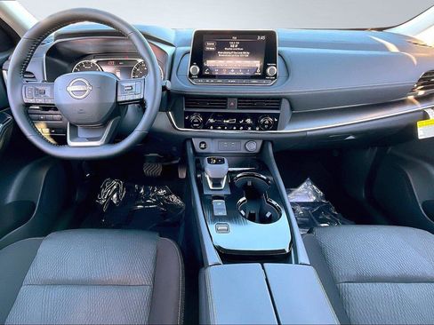 New 2026 Nissan Rogue SV FWD image 6