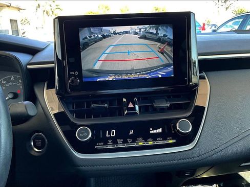 Used 2024 Toyota Corolla SE FWD image 12