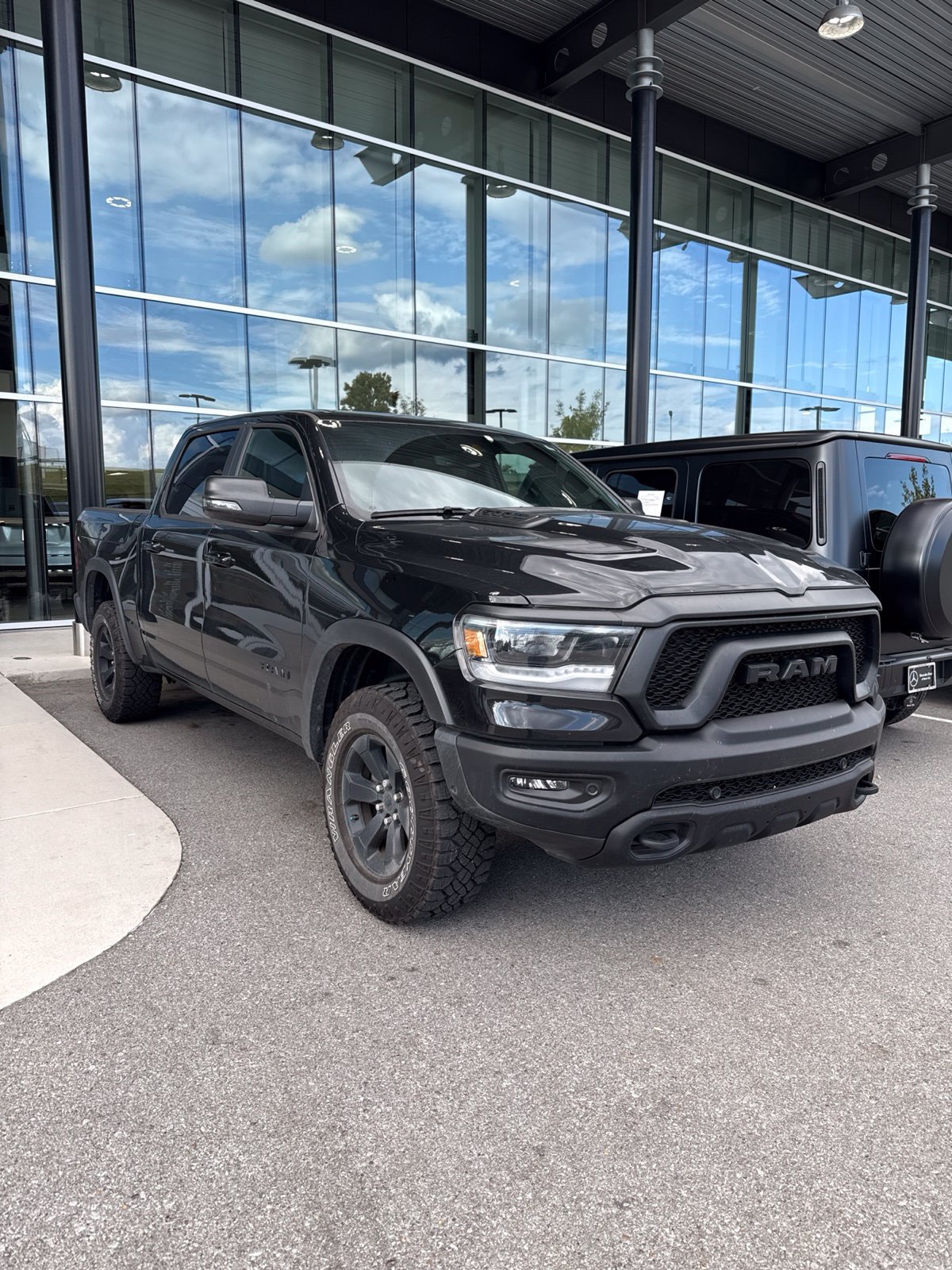 Used 2024 RAM 1500 Rebel AWD/4WD image 1