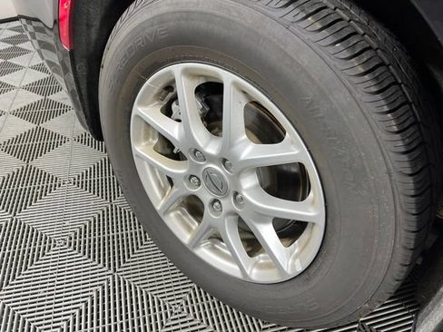 Used 2023 Chrysler Pacifica Touring-L FWD image 17