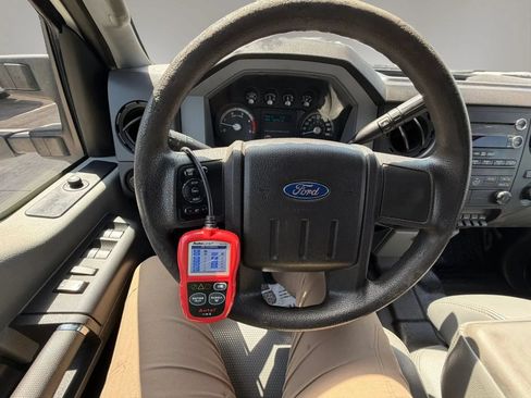 Used 2015 Ford F250 XL w/ Power Equipment Group RWD image 44