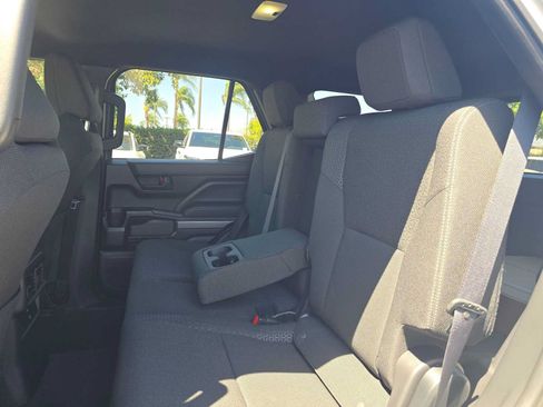 Certified 2026 Toyota 4Runner SR5 AWD/4WD image 20