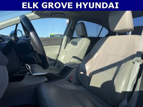 Used 2012 Honda Civic EX-L image 18