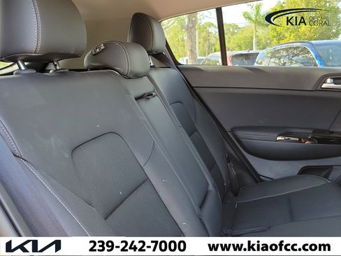 Used 2020 Kia Sportage EX FWD image 28