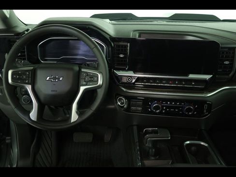 Used 2023 Chevrolet Silverado 1500 LT Trail Boss w/ Convenience Package II AWD/4WD image 18