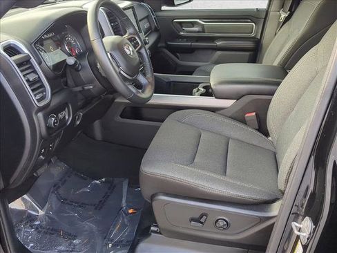 Used 2019 RAM 1500 Big Horn AWD/4WD image 15