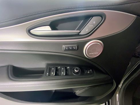 New 2025 Alfa Romeo Stelvio Sprint image 20