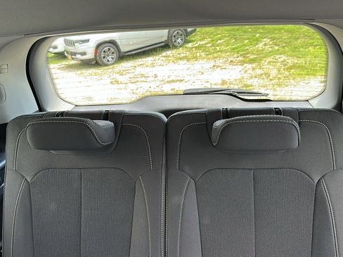 Used 2024 Jeep Grand Cherokee L Laredo w/ Trailer Tow Package image 27