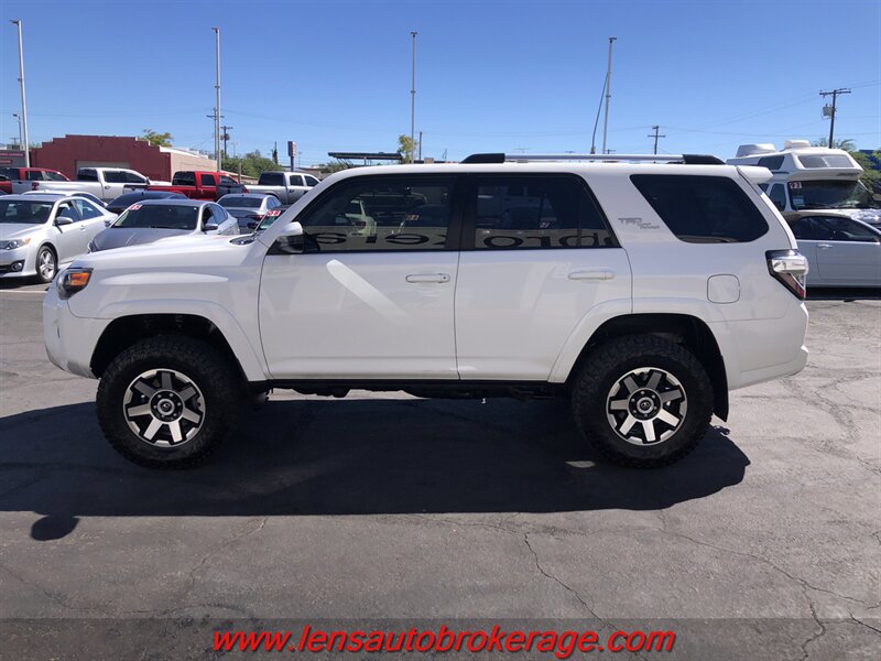 Used 2017 Toyota 4Runner TRD Off-Road AWD/4WD image 5